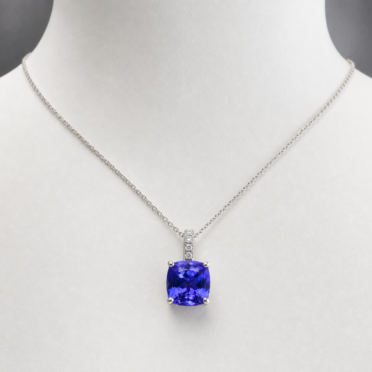 Tanzanite and Diamond Pendant Necklace